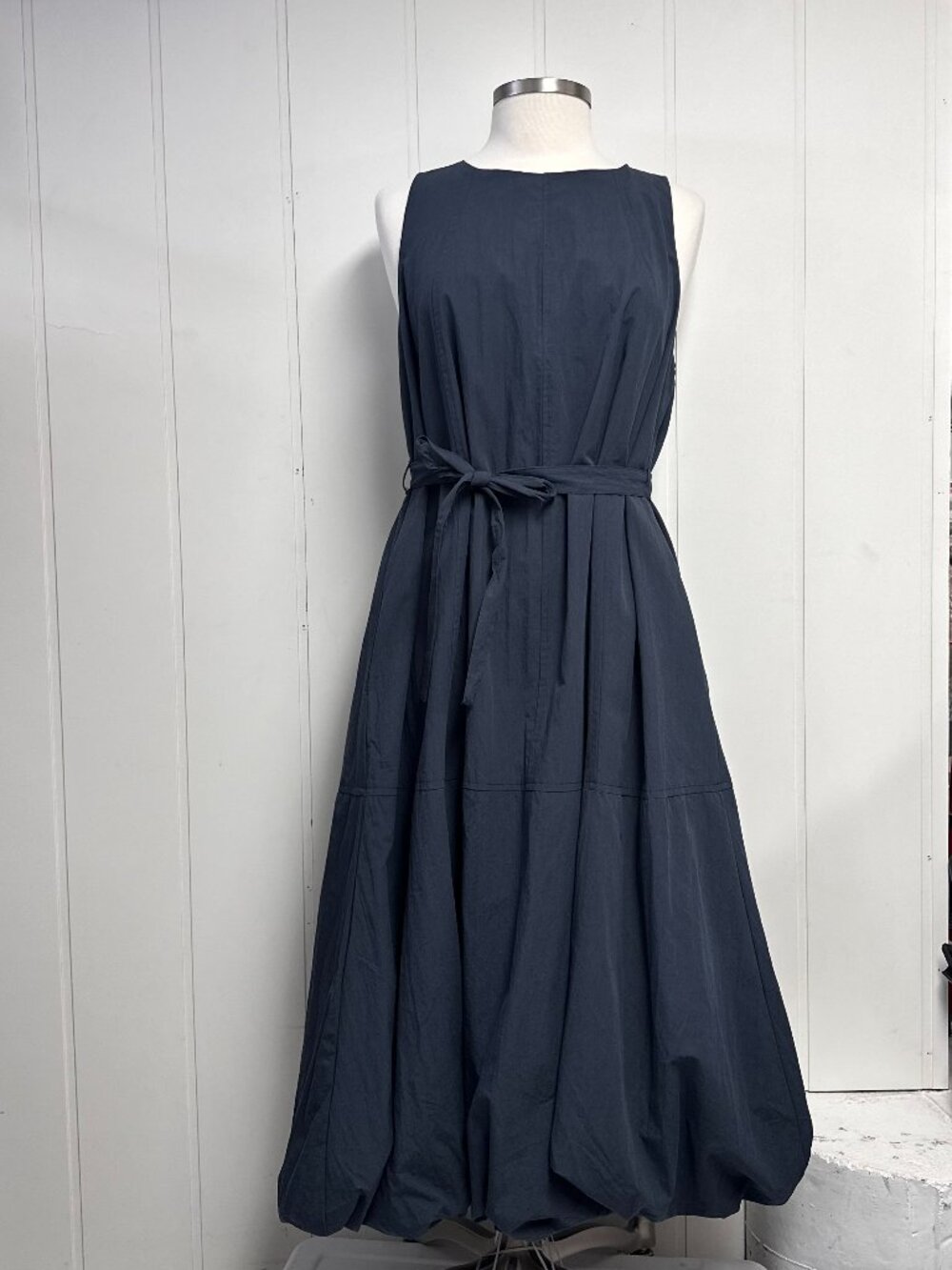 bubble midi dress W/belt